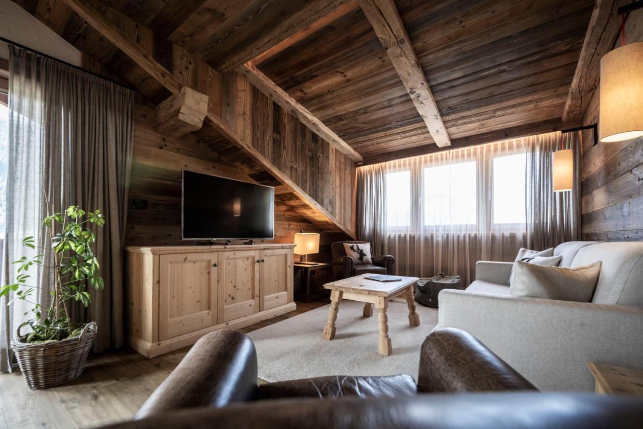 Residence Cesa Sassela Ортизеи Экстерьер фото